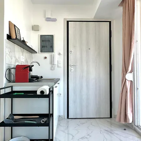 Walk Into Dream Of Acropolis 4 Apartment